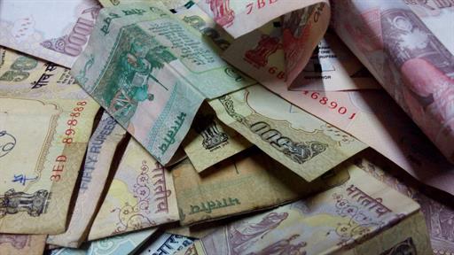 Should I Tip Movers in India?