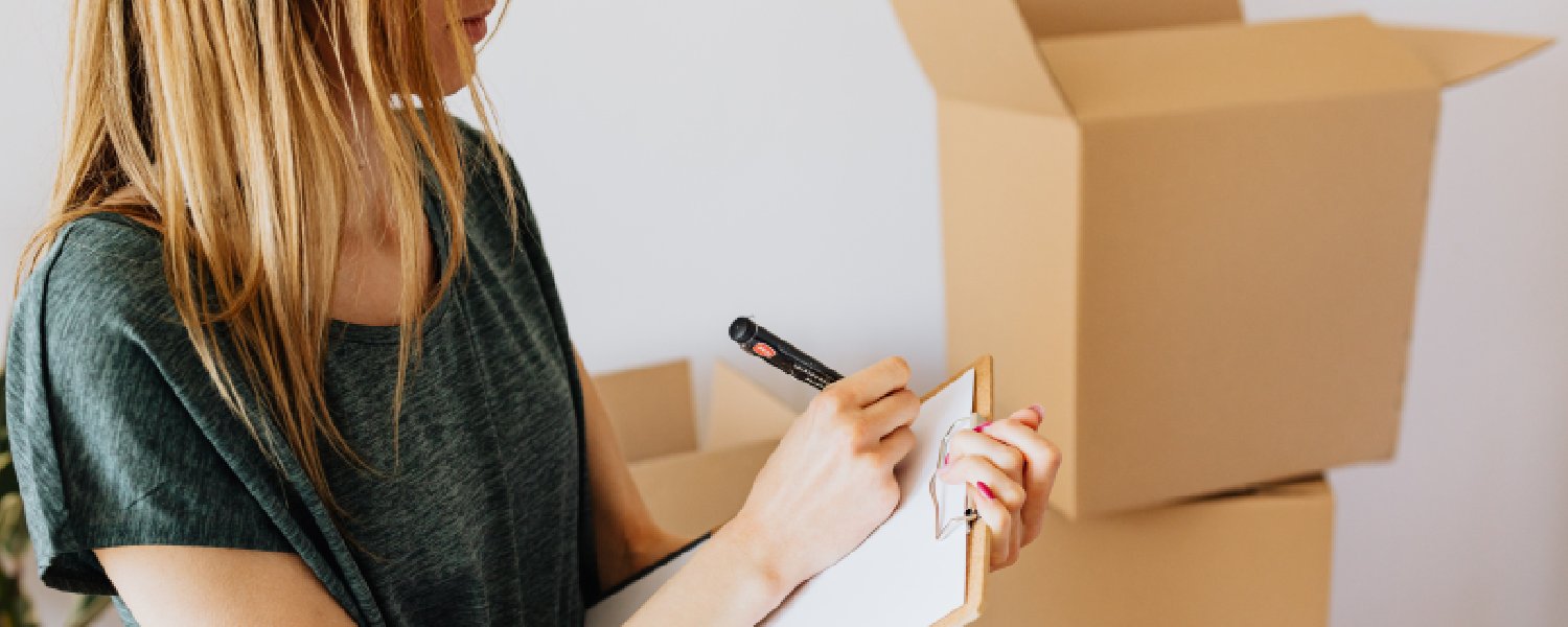 10 Things You Should Consider Before Moving In With A Stranger